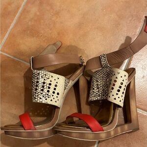 BCBGMaxAzria Red and Brown Heels with Patterned Strap